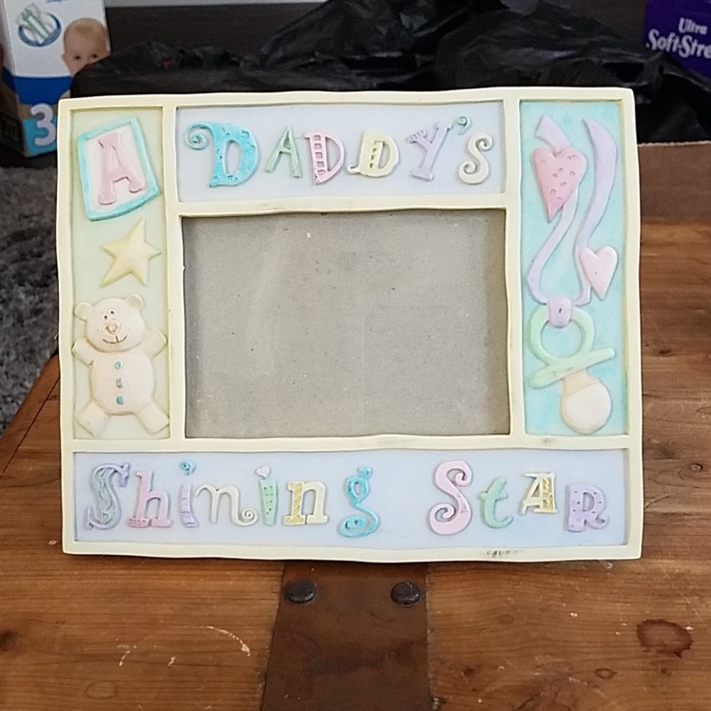 Picture frame set with back stand